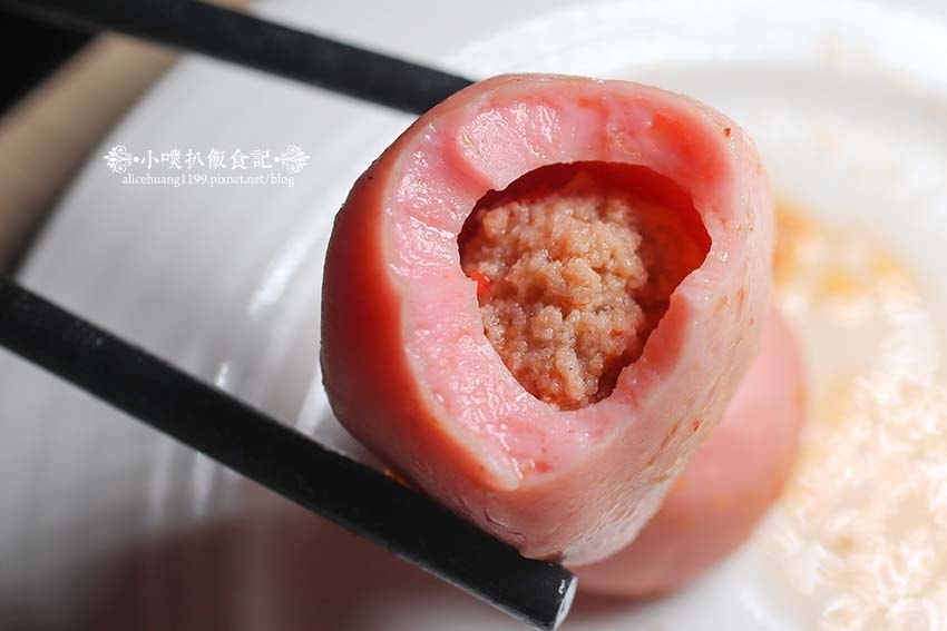 【內湖火鍋推薦】『四川龍府』近葫洲站/生日壽星幾歲就送幾隻蝦 【內湖火鍋推薦】『四川龍府』近葫洲站/生日壽星幾歲就送幾隻蝦