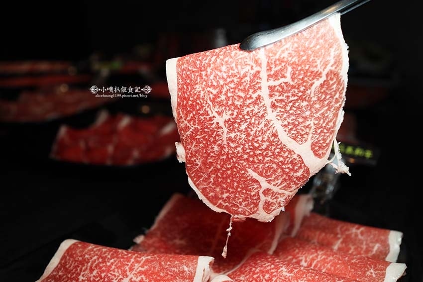 【林口火鍋吃到飽】『魔椒頂級鴛鴦鍋林口總店』近長庚醫院站/超 【林口火鍋吃到飽】『魔椒頂級鴛鴦鍋林口總店』近長庚醫院站/超