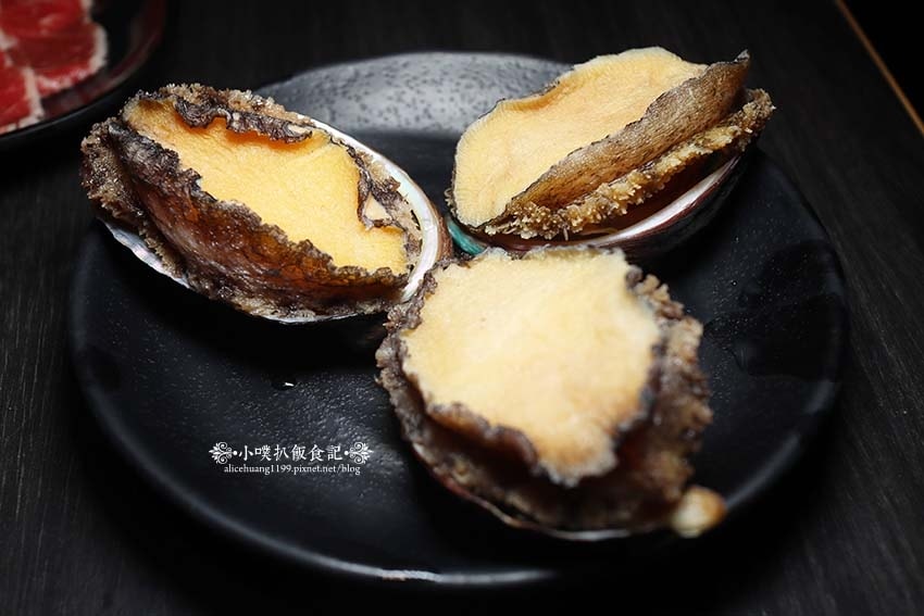 【林口火鍋吃到飽】『魔椒頂級鴛鴦鍋林口總店』近長庚醫院站/超 【林口火鍋吃到飽】『魔椒頂級鴛鴦鍋林口總店』近長庚醫院站/超