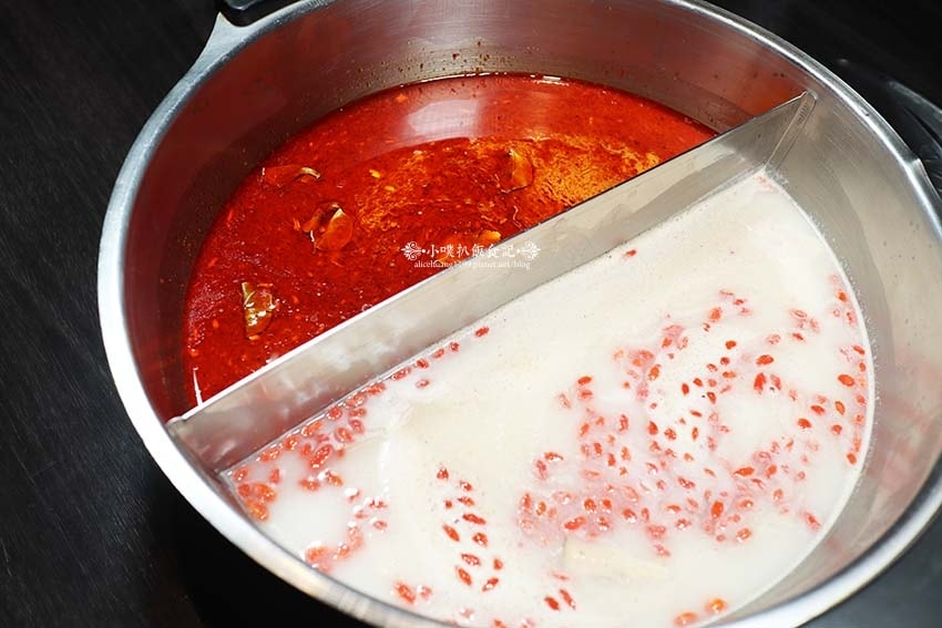 【林口火鍋吃到飽】『魔椒頂級鴛鴦鍋林口總店』近長庚醫院站/超 【林口火鍋吃到飽】『魔椒頂級鴛鴦鍋林口總店』近長庚醫院站/超