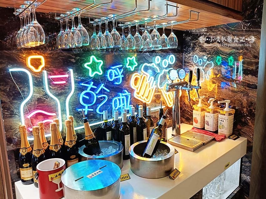 【林口火鍋吃到飽】『魔椒頂級鴛鴦鍋林口總店』近長庚醫院站/超 【林口火鍋吃到飽】『魔椒頂級鴛鴦鍋林口總店』近長庚醫院站/超