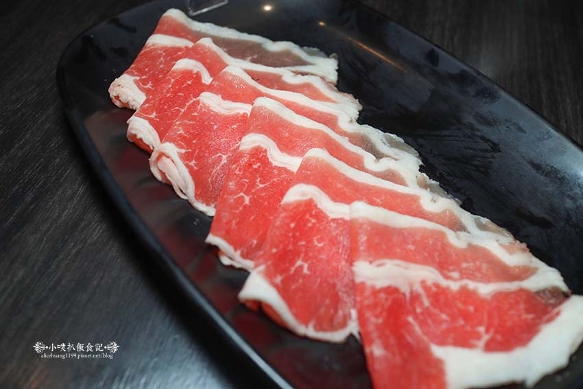 頂級雪花牛.jpg 頂級雪花牛.jpg