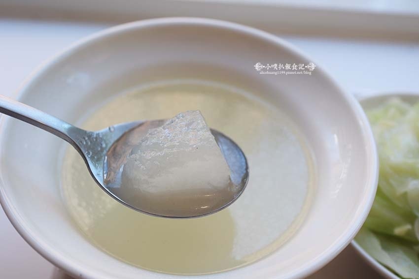 【三重美食】『午藏商行』近三重國小站/純牛、豬肉漢堡肉排文青 【三重美食】『午藏商行』近三重國小站/純牛、豬肉漢堡肉排文青