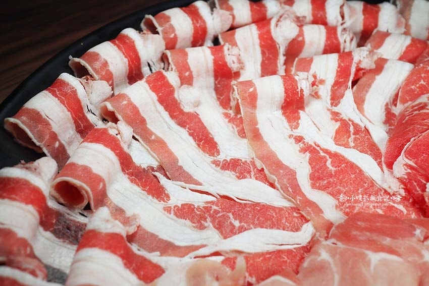 【古亭火鍋】『肉多多火鍋古亭旗艦店』近古亭站/網路溫度計蟬聯 【古亭火鍋】『肉多多火鍋古亭旗艦店』近古亭站/網路溫度計蟬聯