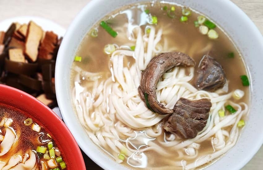 【中和美食】『千芳餃子館』近環狀中和站/中和牛肉麵推薦/紅燒 【中和美食】『千芳餃子館』近環狀中和站/中和牛肉麵推薦/紅燒