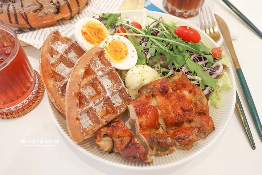 【三重咖啡廳】『古舕咖啡三重同安店』近菜寮站/貓屋預約制,單 【三重咖啡廳】『古舕咖啡三重同安店』近菜寮站/貓屋預約制,單