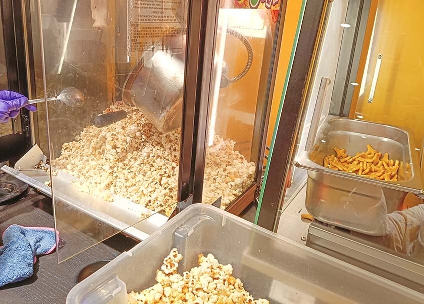 【永和美食】『小時厚牛排新北永和店』近頂溪站/超夯人氣平價牛 【永和美食】『小時厚牛排新北永和店』近頂溪站/超夯人氣平價牛