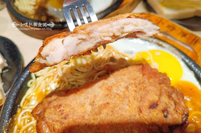 【永和美食】『小時厚牛排新北永和店』近頂溪站/超夯人氣平價牛 【永和美食】『小時厚牛排新北永和店』近頂溪站/超夯人氣平價牛