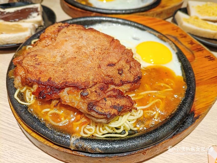 【永和美食】『小時厚牛排新北永和店』近頂溪站/超夯人氣平價牛 【永和美食】『小時厚牛排新北永和店』近頂溪站/超夯人氣平價牛