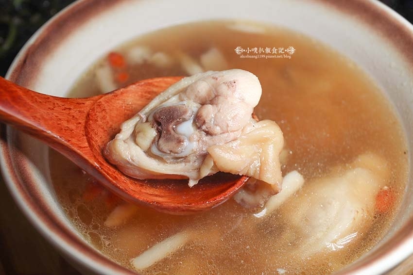 【中和雞湯】『享雞湯 風味雞湯專賣店』風味雞湯選擇多元,升級 【中和雞湯】『享雞湯 風味雞湯專賣店』風味雞湯選擇多元,升級