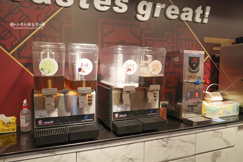 【中和積穗夜市美食】『焱焱燒鍋。銅盤。鍋物』平價、CP值高/ 【中和積穗夜市美食】『焱焱燒鍋。銅盤。鍋物』平價、CP值高/