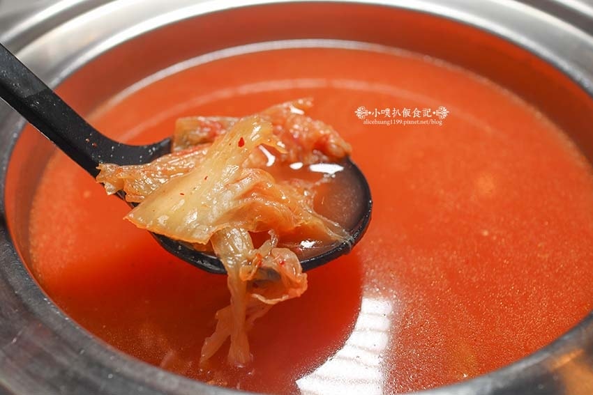 【中和積穗夜市美食】『焱焱燒鍋。銅盤。鍋物』平價、CP值高/ 【中和積穗夜市美食】『焱焱燒鍋。銅盤。鍋物』平價、CP值高/