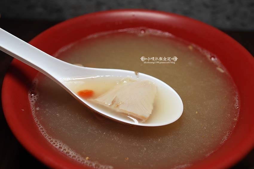 【桃園龜山美食】『上座古傳滷肉飯專賣店』古早味阿嬤黑金滷肉飯 【桃園龜山美食】『上座古傳滷肉飯專賣店』古早味阿嬤黑金滷肉飯