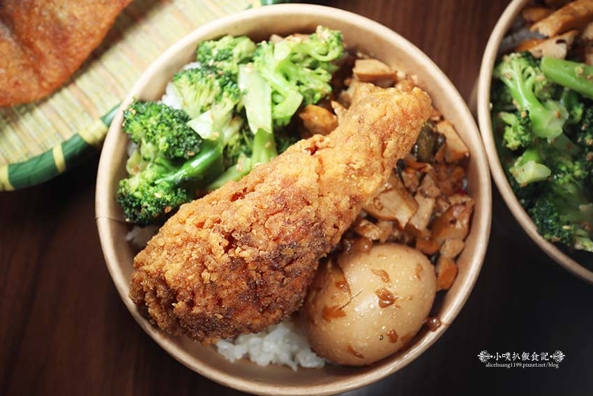 【桃園龜山美食】『上座古傳滷肉飯專賣店』古早味阿嬤黑金滷肉飯 【桃園龜山美食】『上座古傳滷肉飯專賣店』古早味阿嬤黑金滷肉飯