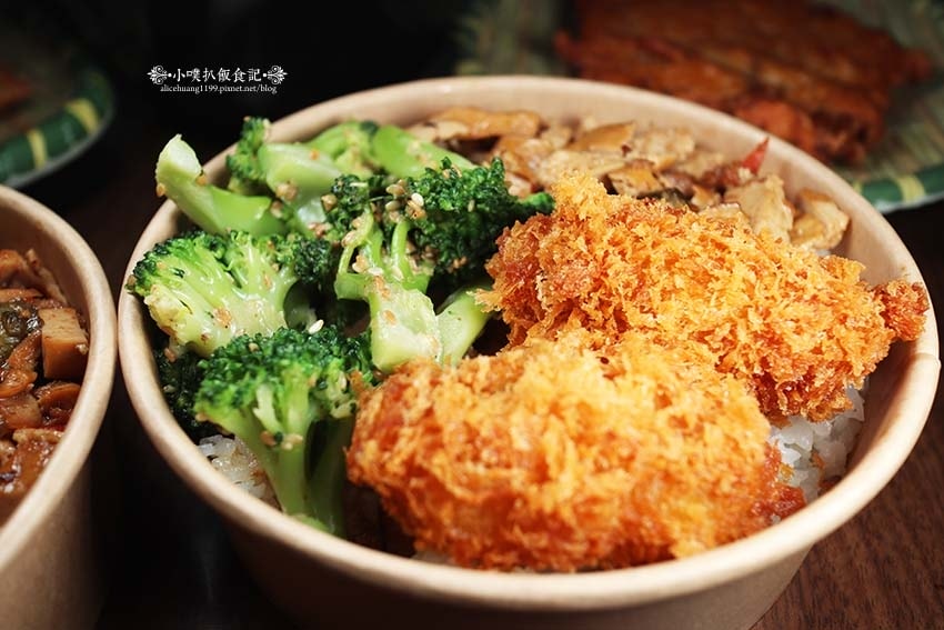 【桃園龜山美食】『上座古傳滷肉飯專賣店』古早味阿嬤黑金滷肉飯 【桃園龜山美食】『上座古傳滷肉飯專賣店』古早味阿嬤黑金滷肉飯