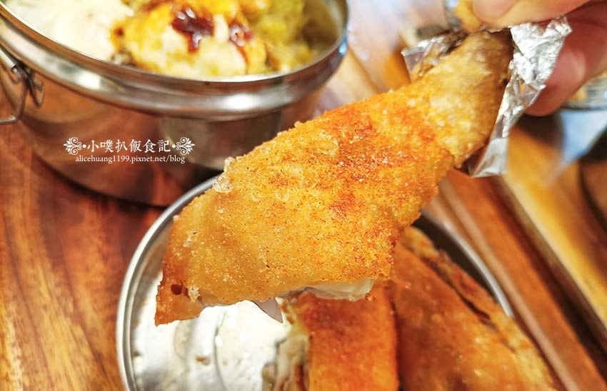 【永和美食】『黃加雞腿永和耕莘店 便當炸物』近頂溪站/ 【永和美食】『黃加雞腿永和耕莘店 便當炸物』近頂溪站/