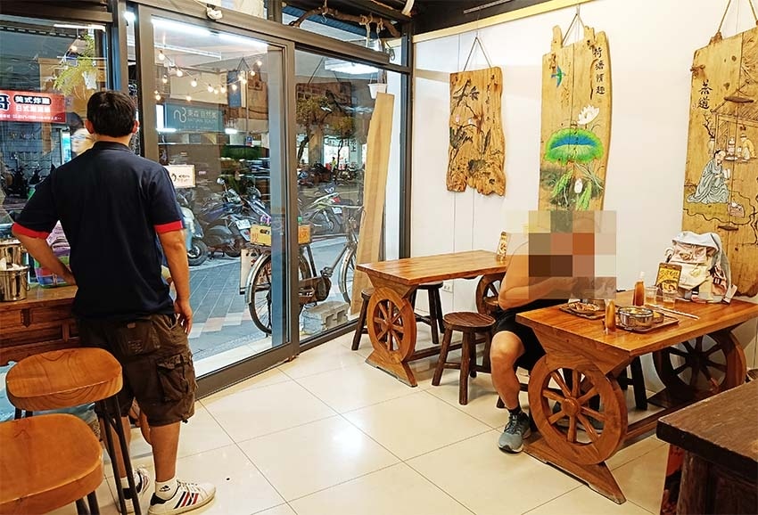 【永和美食】『黃加雞腿永和耕莘店 便當炸物』近頂溪站/ 【永和美食】『黃加雞腿永和耕莘店 便當炸物』近頂溪站/