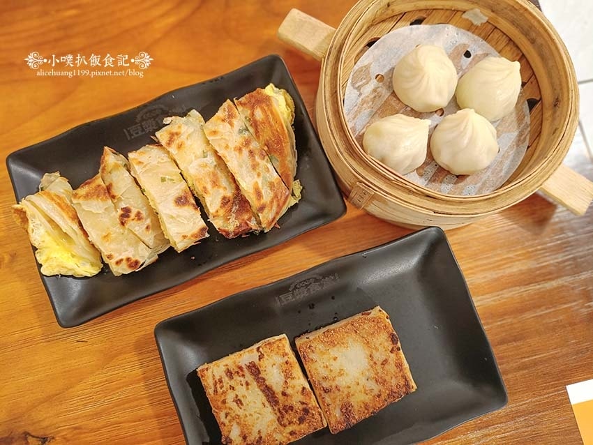 【永和美食】『兩津湯包港點專賣店』近永安市場站/ 【永和美食】『兩津湯包港點專賣店』近永安市場站/