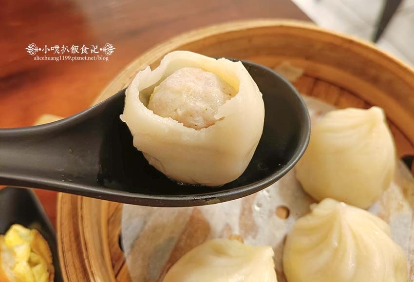 【永和美食】『兩津湯包港點專賣店』近永安市場站/ 【永和美食】『兩津湯包港點專賣店』近永安市場站/