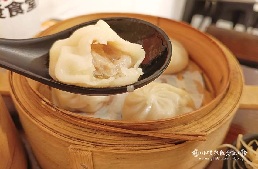 【永和美食】『兩津湯包港點專賣店』近永安市場站/ 【永和美食】『兩津湯包港點專賣店』近永安市場站/