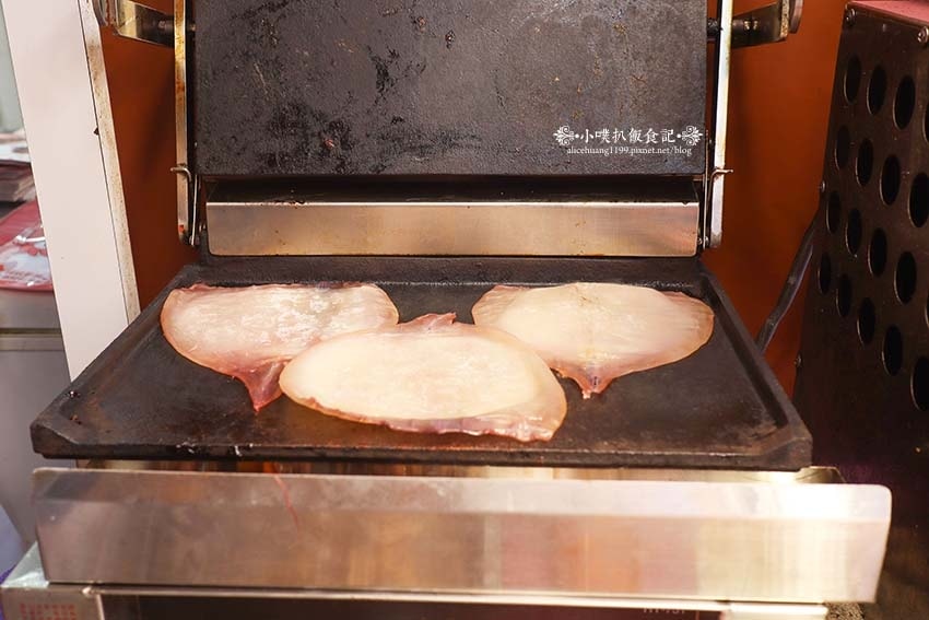 【大稻埕美食】『魷布院 鮮烤魷魚 迪化創始店』近北門站/觀光 【大稻埕美食】『魷布院 鮮烤魷魚 迪化創始店』近北門站/觀光