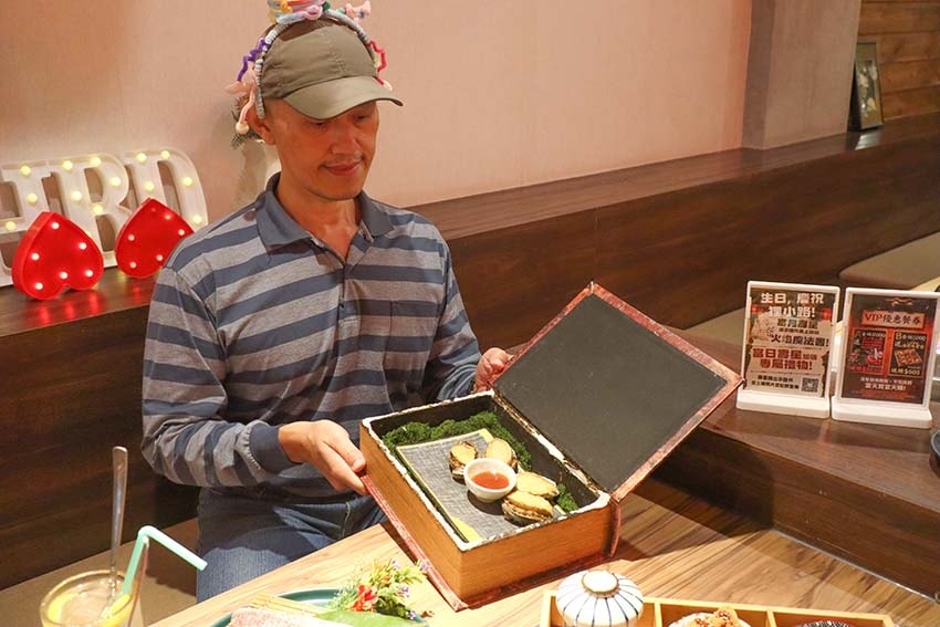 【基隆美食】『狸小路燒肉專賣店』近基隆廟口夜市、基隆崁仔頂漁 【基隆美食】『狸小路燒肉專賣店』近基隆廟口夜市、基隆崁仔頂漁