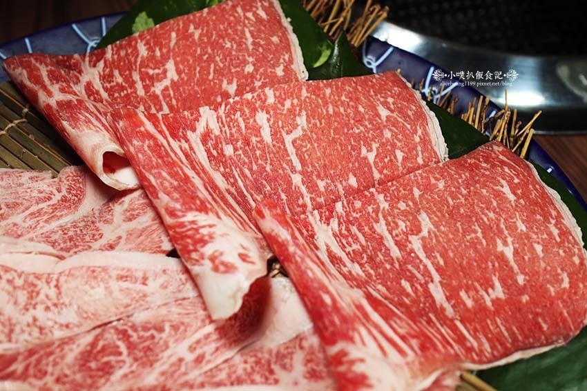 【基隆美食】『狸小路燒肉專賣店』近基隆廟口夜市、基隆崁仔頂漁 【基隆美食】『狸小路燒肉專賣店』近基隆廟口夜市、基隆崁仔頂漁