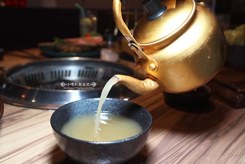 【基隆美食】『狸小路燒肉專賣店』近基隆廟口夜市、基隆崁仔頂漁 【基隆美食】『狸小路燒肉專賣店』近基隆廟口夜市、基隆崁仔頂漁