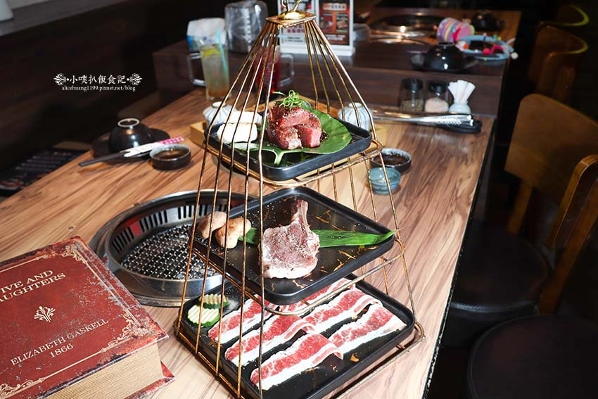 【基隆美食】『狸小路燒肉專賣店』近基隆廟口夜市、基隆崁仔頂漁 【基隆美食】『狸小路燒肉專賣店』近基隆廟口夜市、基隆崁仔頂漁