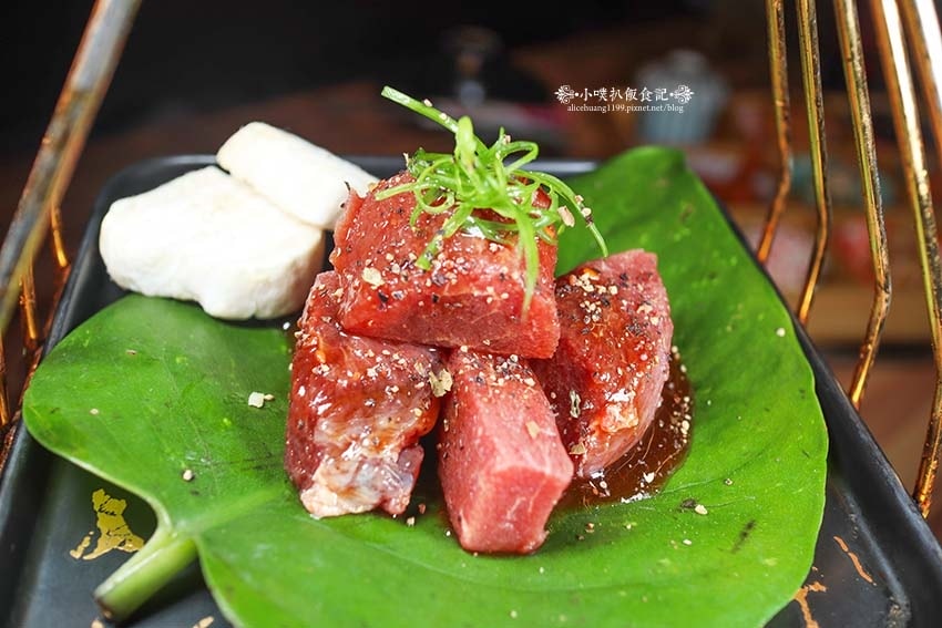 【基隆美食】『狸小路燒肉專賣店』近基隆廟口夜市、基隆崁仔頂漁 【基隆美食】『狸小路燒肉專賣店』近基隆廟口夜市、基隆崁仔頂漁