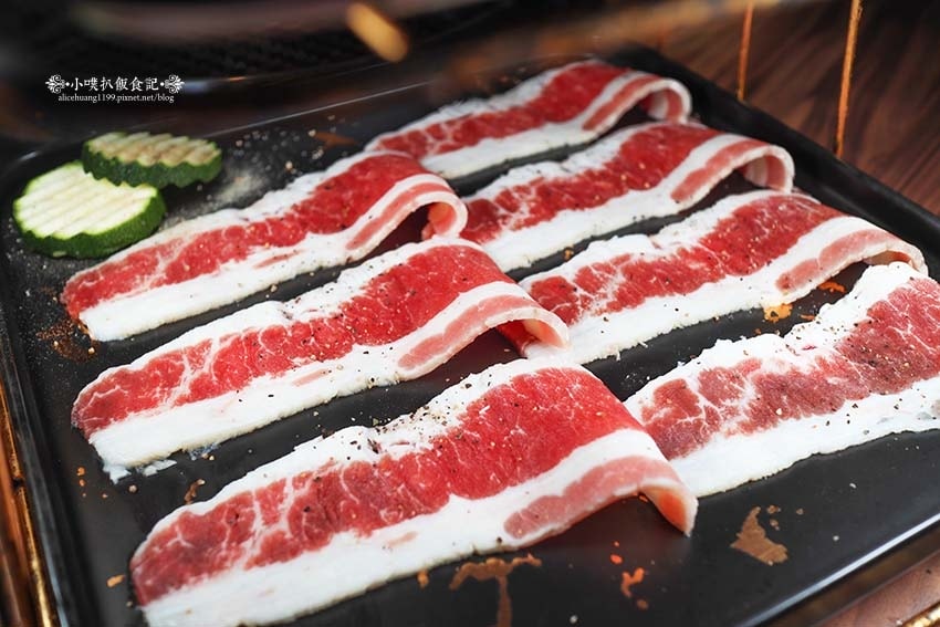 【基隆美食】『狸小路燒肉專賣店』近基隆廟口夜市、基隆崁仔頂漁 【基隆美食】『狸小路燒肉專賣店』近基隆廟口夜市、基隆崁仔頂漁