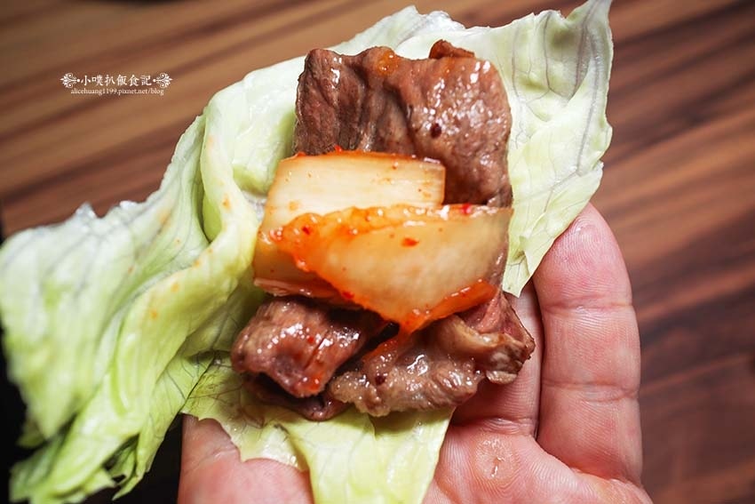 【基隆美食】『狸小路燒肉專賣店』近基隆廟口夜市、基隆崁仔頂漁 【基隆美食】『狸小路燒肉專賣店』近基隆廟口夜市、基隆崁仔頂漁