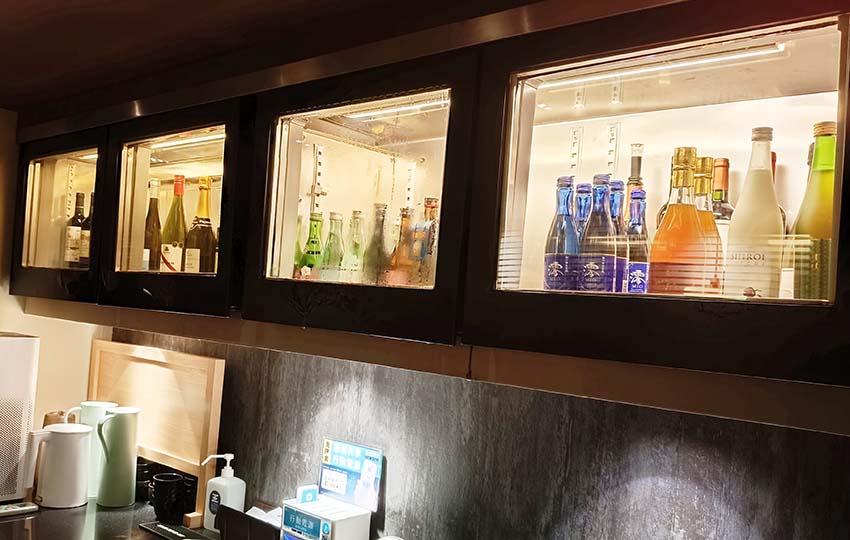 【台北美食】『王鍋屋逸仙創始總店』近市政府站/信義區精緻鍋物推薦/中日混血酸白菜鍋/老饕必吃,青花椒酸白菜鍋、帶皮黑毛五花豚