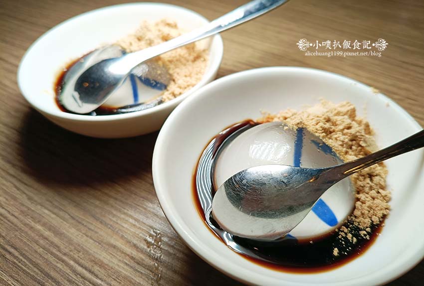 【台北美食】『王鍋屋逸仙創始總店』近市政府站/信義區精緻鍋物推薦/中日混血酸白菜鍋/老饕必吃,青花椒酸白菜鍋、帶皮黑毛五花豚