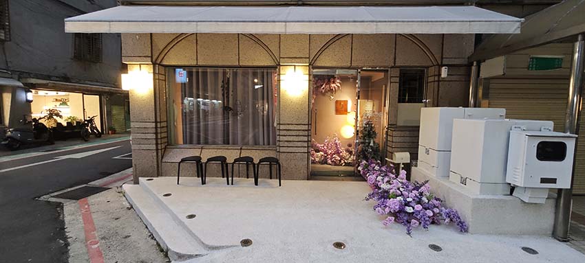 【台北燒肉推薦】『四時輕燒肉概念屋』近台北小巨蛋站/燒肉可以吃得健康又環保/燒肉新滋味 LIGHT BBQ/google 4.9分超高評價/食材頂級、適溫無煙燒烤/全程代烤