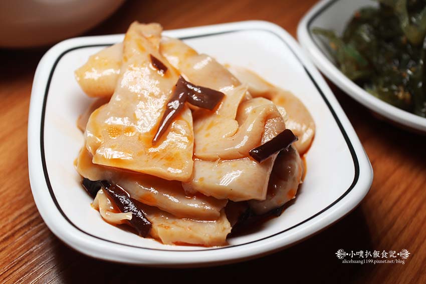 【永和美食】『好呷拉麵 永和店』近永和樂華夜市/永和人氣排隊名店/平價、高CP值/免費無限續麵/甜品吃到飽/拉麵Q彈、湯頭醇厚 - 第24張圖 【永和美食】『好呷拉麵 永和店』近永和樂華夜市/永和人氣排隊名店/平價、高CP值/免費無限續麵/甜品吃到飽/拉麵Q彈、湯頭醇厚