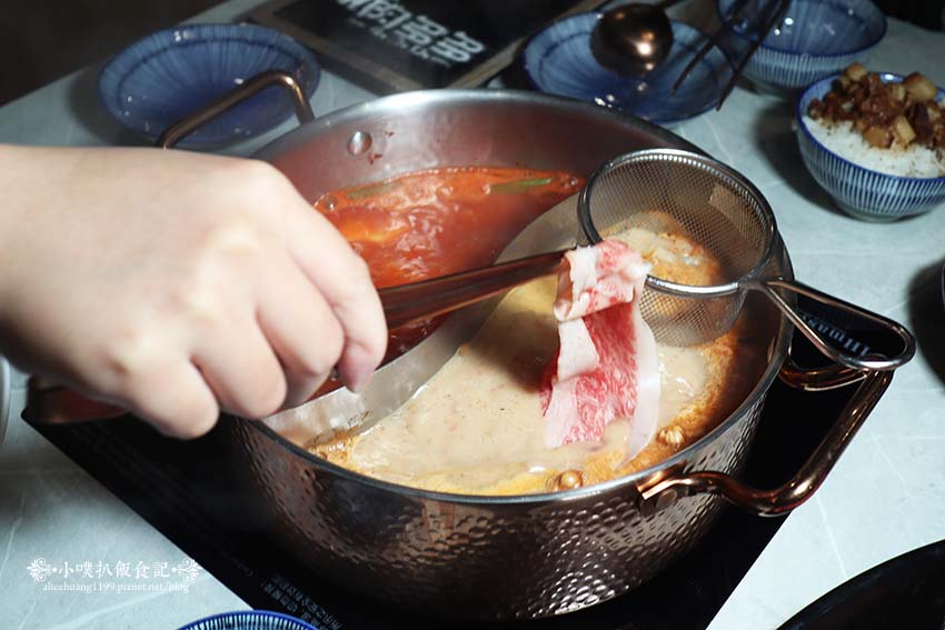 【東區頂級鍋物】『新肉多多台北忠孝店』近忠孝敦化站/鍋物界的卡地亞/享受高質感火鍋體驗/Google4.9顆星/平日不限時/聚餐首選餐廳 - 第24張圖 【東區頂級鍋物】『新肉多多台北忠孝店』近忠孝敦化站/鍋物界的卡地亞/享受高質感火鍋體驗/Google4.9顆星/平日不限時/聚餐首選餐廳