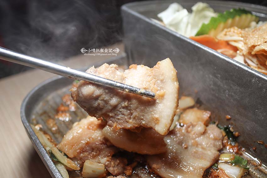 【桃園蘆竹南崁美食】『強鍋 百元平價小火鍋』南崁市場美食/平價、高CP值/一鍋一烤好滿足/免費自助吧吃到飽/推薦必點鱸魚鍋、高粱麻油雞 - 第19張圖 【桃園蘆竹南崁美食】『強鍋 百元平價小火鍋』南崁市場美食/平價、高CP值/一鍋一烤好滿足/免費自助吧吃到飽/推薦必點鱸魚鍋、高粱麻油雞