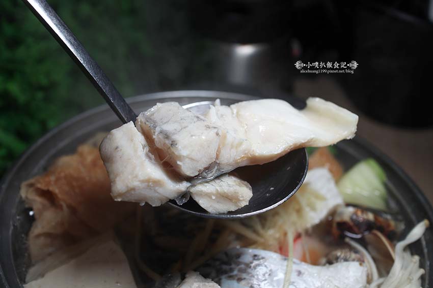 【桃園蘆竹南崁美食】『強鍋 百元平價小火鍋』南崁市場美食/平價、高CP值/一鍋一烤好滿足/免費自助吧吃到飽/推薦必點鱸魚鍋、高粱麻油雞 - 第28張圖 【桃園蘆竹南崁美食】『強鍋 百元平價小火鍋』南崁市場美食/平價、高CP值/一鍋一烤好滿足/免費自助吧吃到飽/推薦必點鱸魚鍋、高粱麻油雞