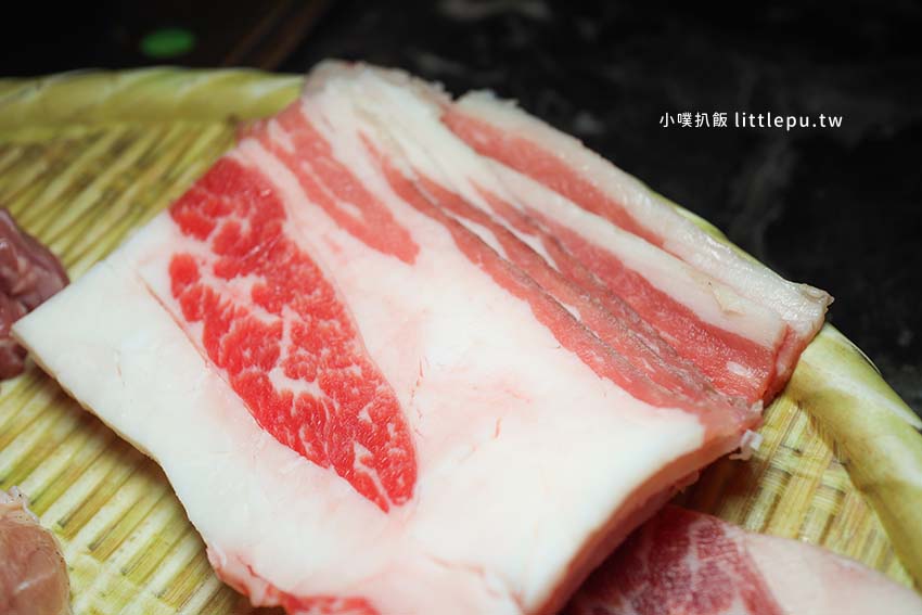 【中山韓式烤肉吃到飽】『東大門韓國特色料理(中山南京店)』近松江南京站/699元,肉品、韓式料理、小菜、飲料無限供應 - 第12張圖 【中山韓式烤肉吃到飽】『東大門韓國特色料理(中山南京店)』近松江南京站/699元,肉品、韓式料理、小菜、飲料無限供應