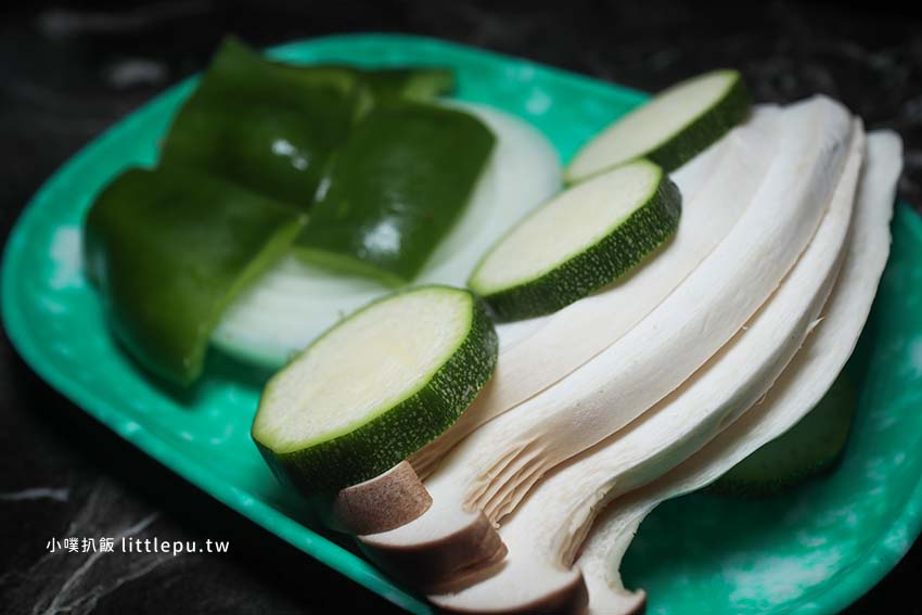 【中山韓式烤肉吃到飽】『東大門韓國特色料理(中山南京店)』近松江南京站/699元,肉品、韓式料理、小菜、飲料無限供應 - 第24張圖 【中山韓式烤肉吃到飽】『東大門韓國特色料理(中山南京店)』近松江南京站/699元,肉品、韓式料理、小菜、飲料無限供應