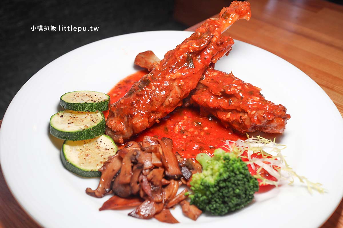 【台北咖啡廳推薦】『波赫士領地精品咖啡館 昌吉店』近民權西路站/台北甜點必吃/早午餐推薦/提拉米蘇推薦/下午茶首選