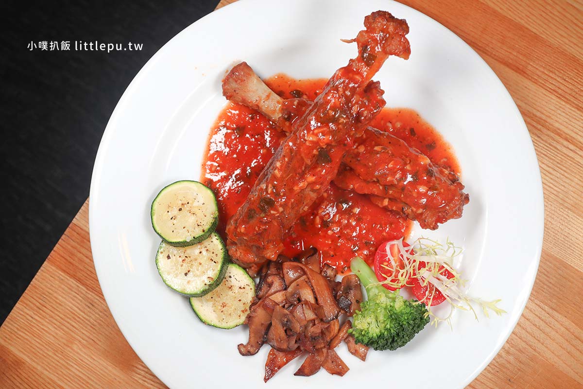 【台北咖啡廳推薦】『波赫士領地精品咖啡館 昌吉店』近民權西路站/台北甜點必吃/早午餐推薦/提拉米蘇推薦/下午茶首選