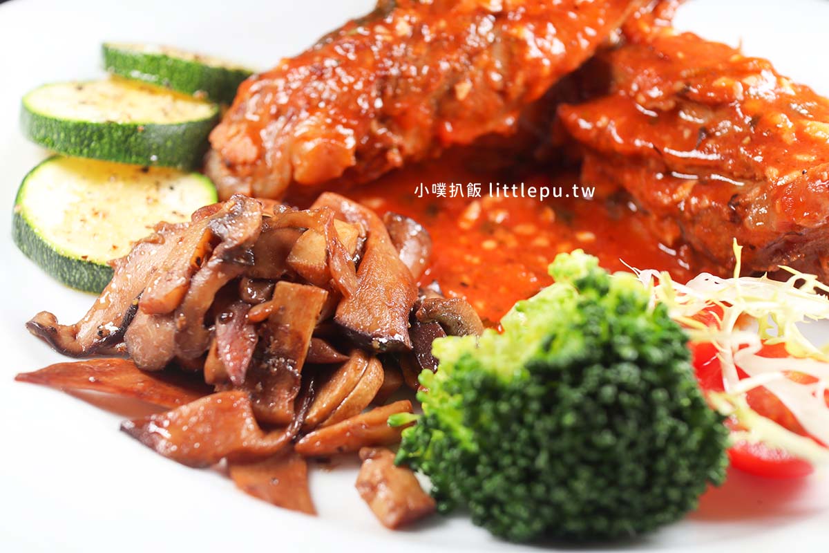 【台北咖啡廳推薦】『波赫士領地精品咖啡館 昌吉店』近民權西路站/台北甜點必吃/早午餐推薦/提拉米蘇推薦/下午茶首選