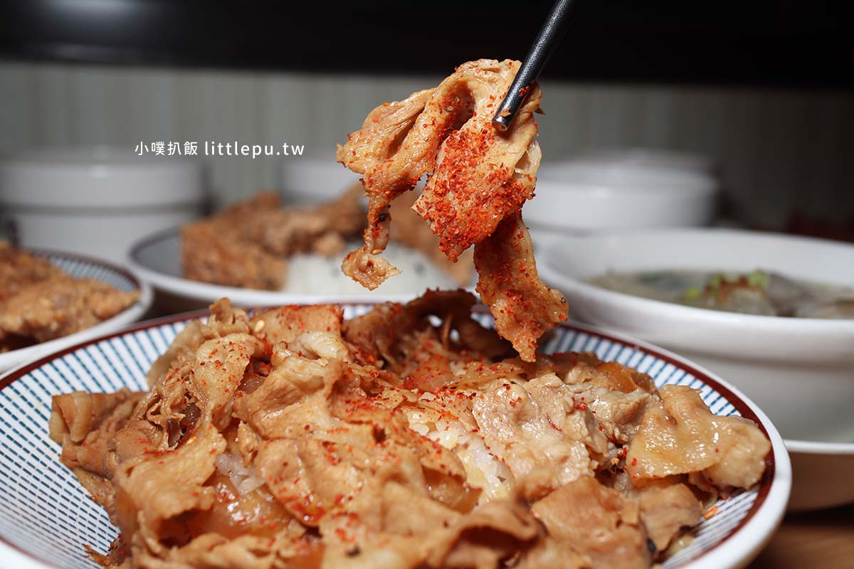 【永和美食】『鬍鬚張魯肉飯 永和樂華店』近樂華夜市/新品日式咖哩豬排丼,大份量,肉肉控大滿足 - 第30張圖 【永和美食】『鬍鬚張魯肉飯 永和樂華店』近樂華夜市/新品日式咖哩豬排丼,大份量,肉肉控大滿足