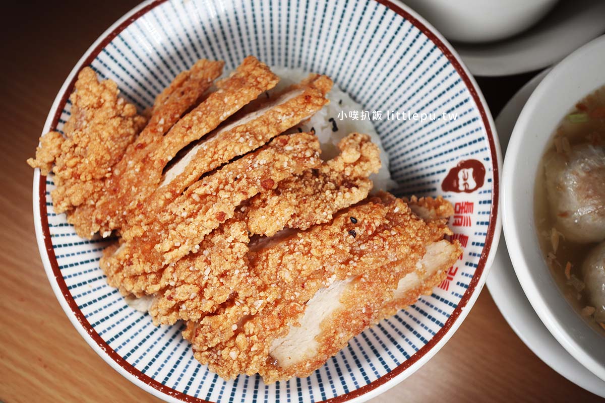 【永和美食】『鬍鬚張魯肉飯 永和樂華店』近樂華夜市/新品日式咖哩豬排丼,大份量,肉肉控大滿足 - 第16張圖 【永和美食】『鬍鬚張魯肉飯 永和樂華店』近樂華夜市/新品日式咖哩豬排丼,大份量,肉肉控大滿足