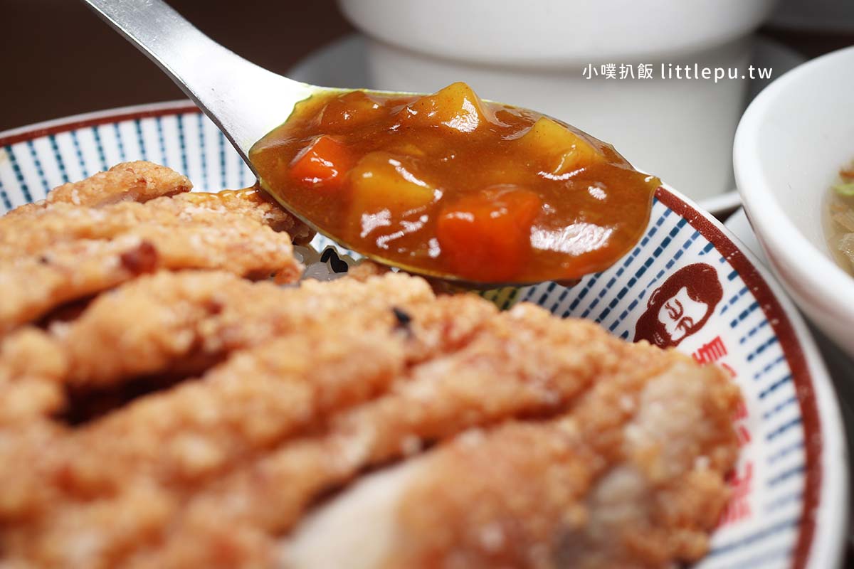 【永和美食】『鬍鬚張魯肉飯 永和樂華店』近樂華夜市/新品日式咖哩豬排丼,大份量,肉肉控大滿足 - 第18張圖 【永和美食】『鬍鬚張魯肉飯 永和樂華店』近樂華夜市/新品日式咖哩豬排丼,大份量,肉肉控大滿足