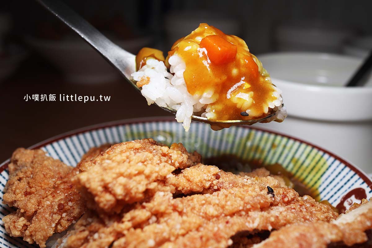 【永和美食】『鬍鬚張魯肉飯 永和樂華店』近樂華夜市/新品日式咖哩豬排丼,大份量,肉肉控大滿足 - 第19張圖 【永和美食】『鬍鬚張魯肉飯 永和樂華店』近樂華夜市/新品日式咖哩豬排丼,大份量,肉肉控大滿足