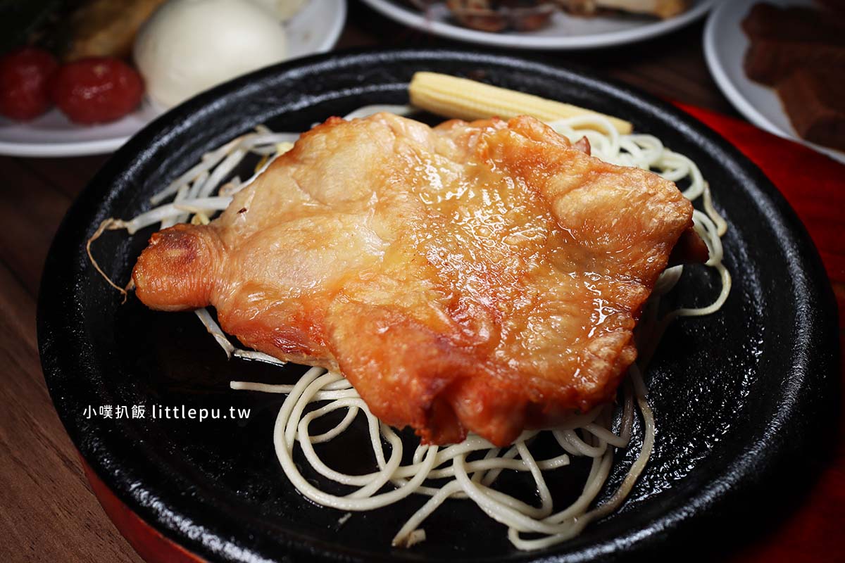 【桃園吃到飽美食】『饗厚牛排 桃園店』399元30種以上菜色，自助吧吃到飽，只要加價59元就享有主餐