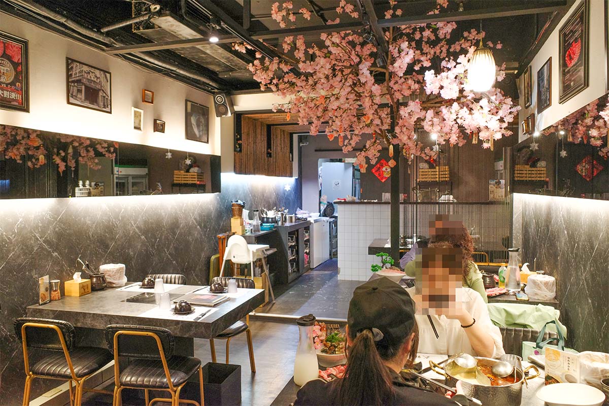 【武鶴和牛火鍋(吉林總店)】近行天宮站/頂級超狂和牛吃到飽/全台最便宜/日本和牛2480吃到飽，加價200元，鱈場蟹任你吃